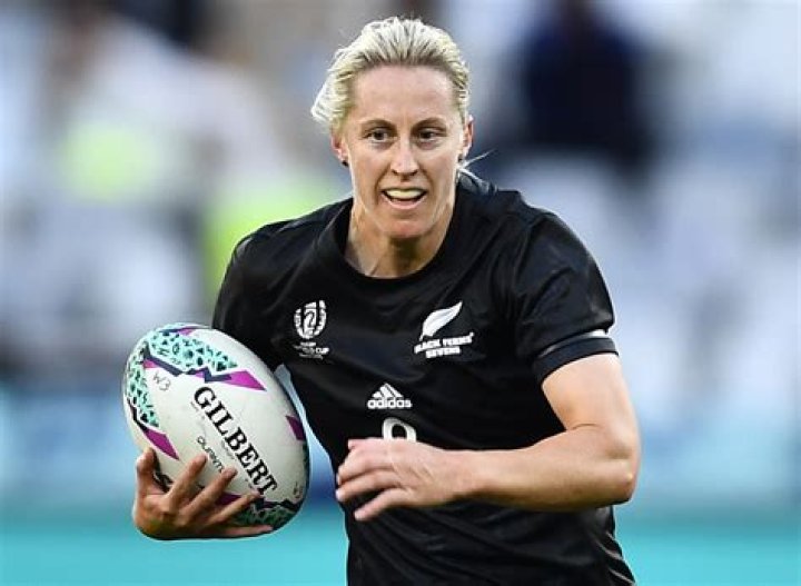 20 Amazing Bodies of Female Rugby Players