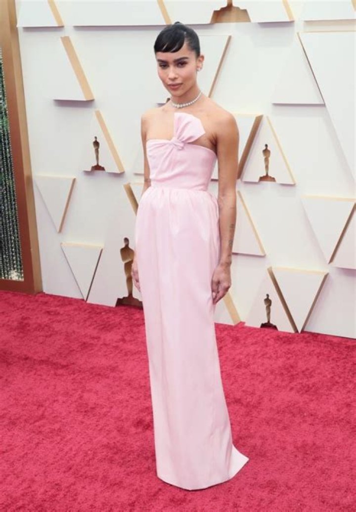 7 Weight Loss Secrets From Zoë Kravitz for a Fit Body — Celebwell