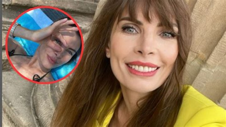 Agnieszka Dygant in Bathing Suit Shares a Pool Selfie — Celebwell