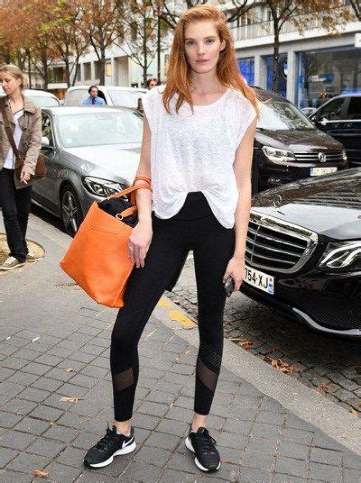 Alexina Graham Height Weight Body Measurements Bra Size Age Facts