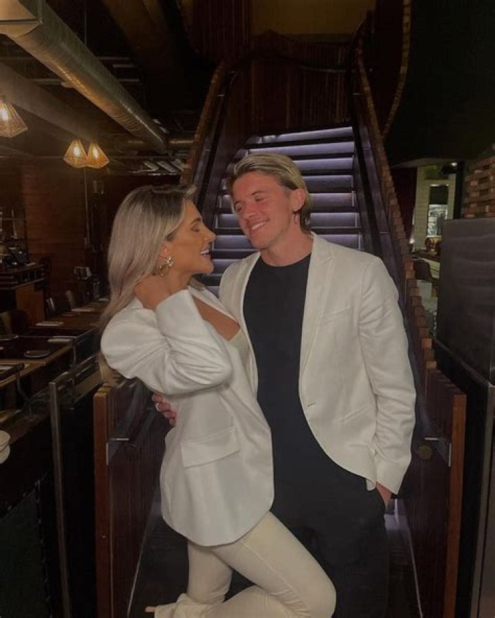 Amber Anderson Wiki, Boyfriend, Height, Age, Net Worth & More