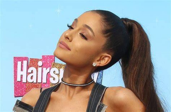 Ariana Grande Shares Swimsuit Photo for New Makeup Line — Celebwell