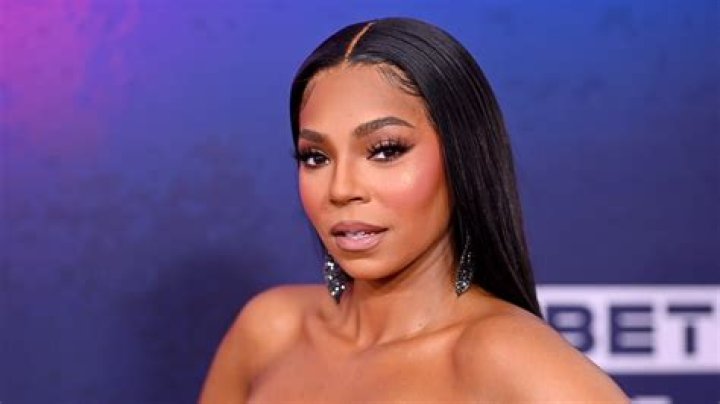 Ashanti in Bathing Suit is "Brownin" — Celebwell
