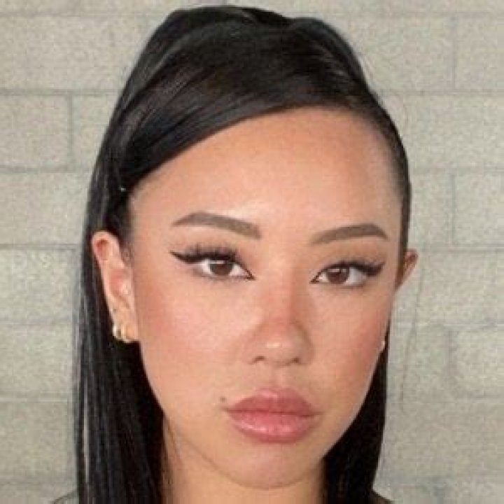 Ashley Yi net worth, income and estimated earnings of Youtuber channel