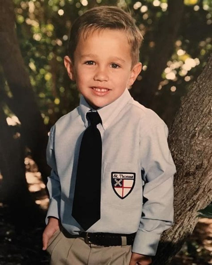 Austin Mahone Biography - Facts, Childhood, Family Life & Achievements