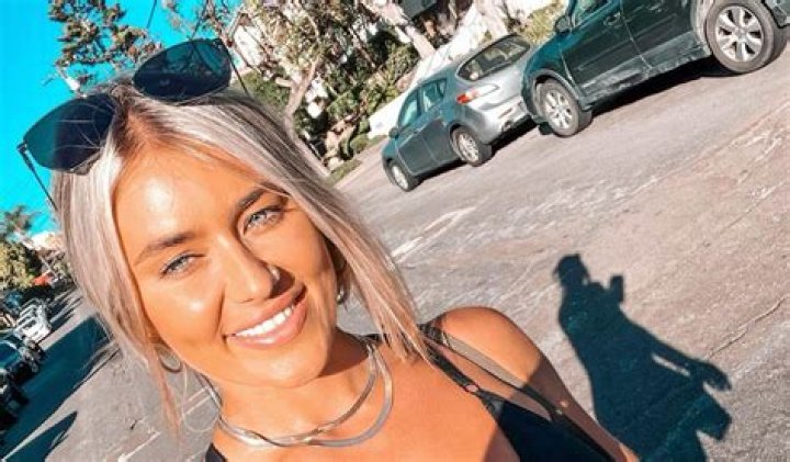 Below Deck's Scarlett Bentley Channels Pamela Anderson — Celebwell