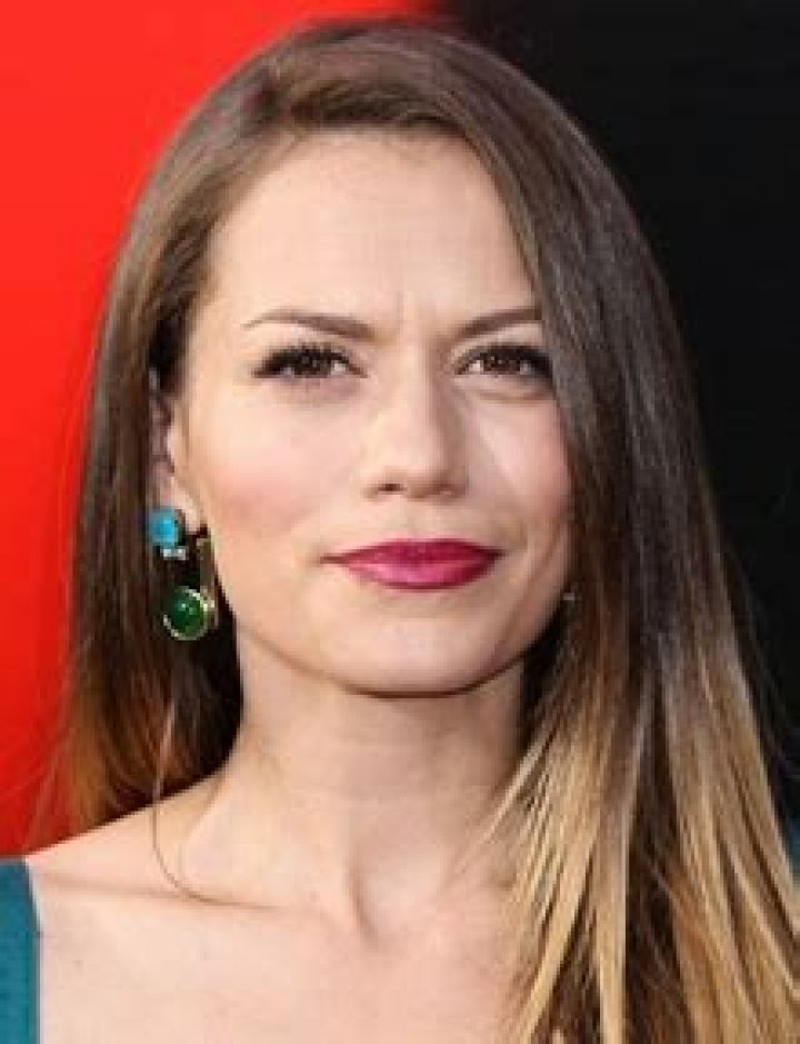 Bethany Joy Lenz Body Measurements Height Weight Bra Size Age Stats