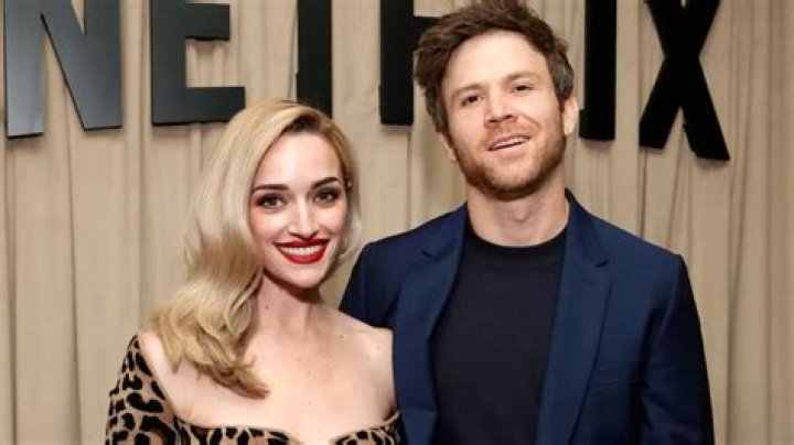 Brianne Howey Wiki, Age, Husband, Boyfriend, Height, Net Worth & Instagram
