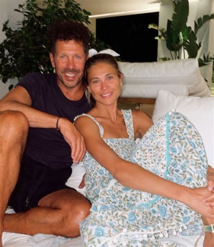 Carla Pereyra, Diego Simeone's Wife, Looks Amazing in New Photo — Celebwell