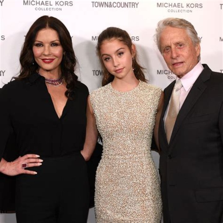 Carys Zeta Douglas – Bio, Facts, Family Life of Daughter of Catherine Zeta-Jones & Michael Douglas