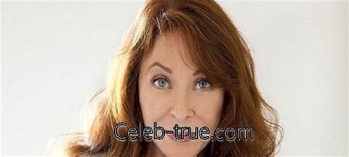 Cassandra Peterson Biography - Facts, Childhood, Family Life & Achievements of Actress