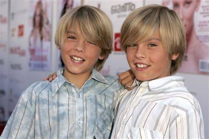 Cole Sprouse Biography - Facts, Childhood, Family Life & Achievements