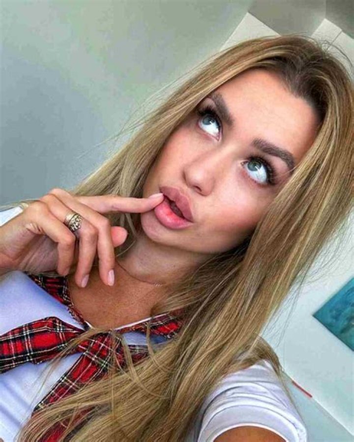 
Con Nicolopoulo Height, Weight, Net Worth, Age, Birthday, Wikipedia, Who, Nationality, Biography 