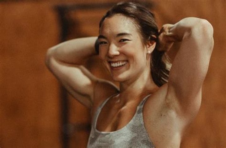 CrossFit Star Steph Chung In Workout Gear Says “One Rep At a Time”