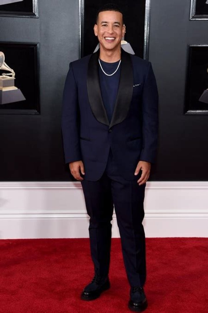Daddy Yankee Height Weight Body Measurements Shoe Size Facts Family