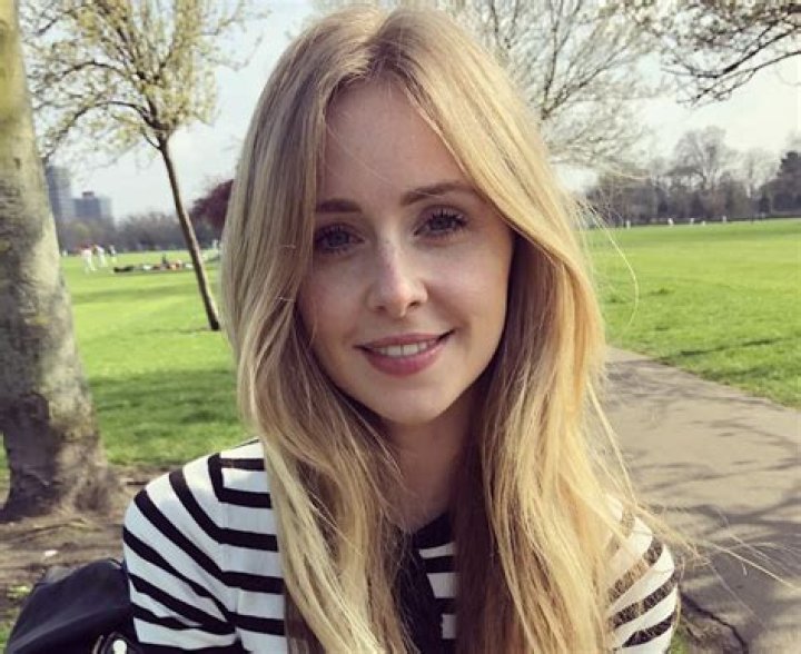 Diana Vickers in Bathing Suit Says "I'd Mute Me for a Week" — Celebwell