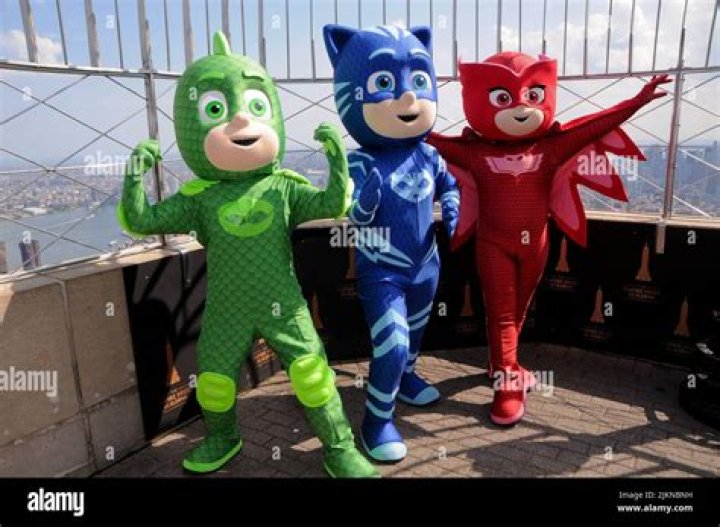 Does Catboy like Owlette? – Celebrity