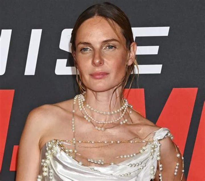 Dune Star Rebecca Ferguson Shares Swimsuit Photo "Over 40" — Celebwell