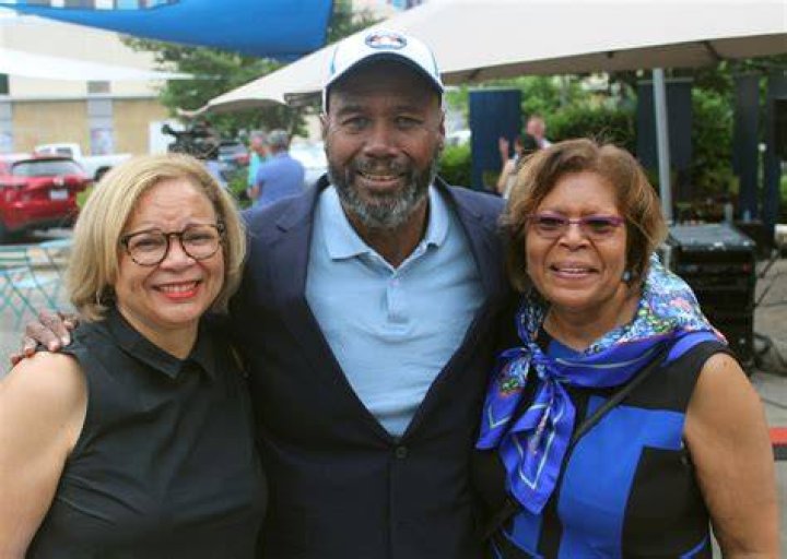 Explore Steve Crump Obituary, Funeral Details, WBTV Reporter