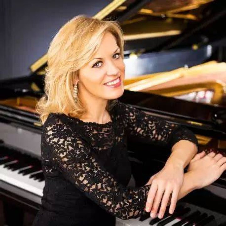 Famous Women Pianists