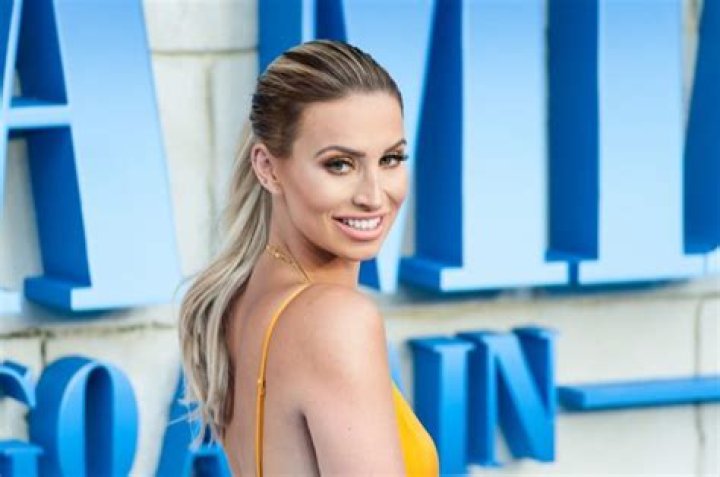 Ferne McCann in Bathing Suit Says "Love is All" in Maldives — Celebwell