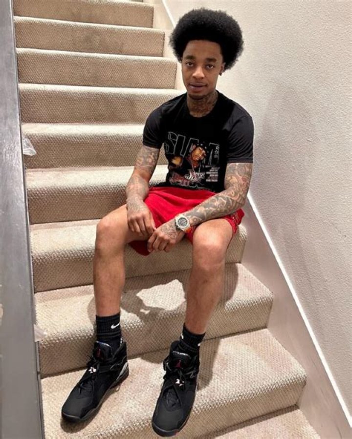 FlightReacts Biography - Facts, Childhood, Family Life & Achievements