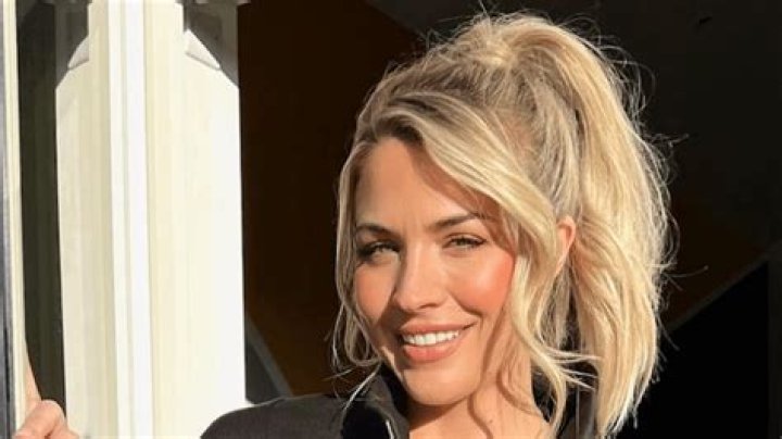 Gemma Atkinson Shares Swimsuit Video From "5 Years Ago Today"