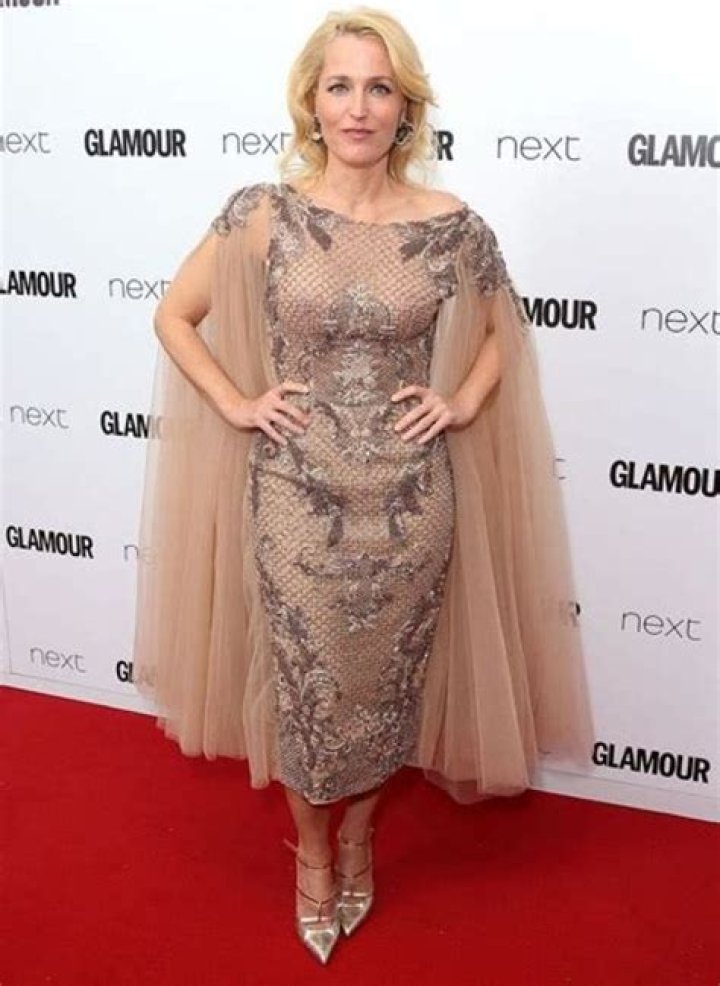 Gillian Anderson Bra Size, Age, Weight, Height, Measurements