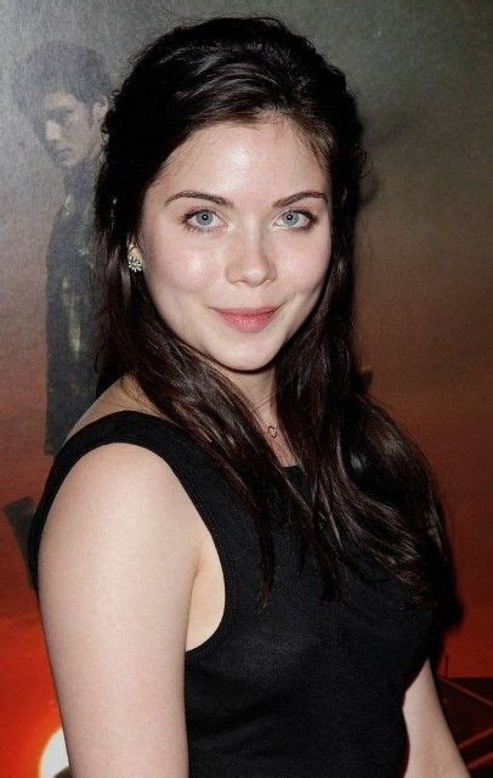 Grace Phipps Bra Size, Age, Weight, Height, Measurements