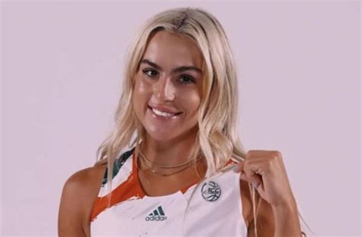 Haley Cavinder Shares Swimsuit Photo, "Find Me in Zona!"