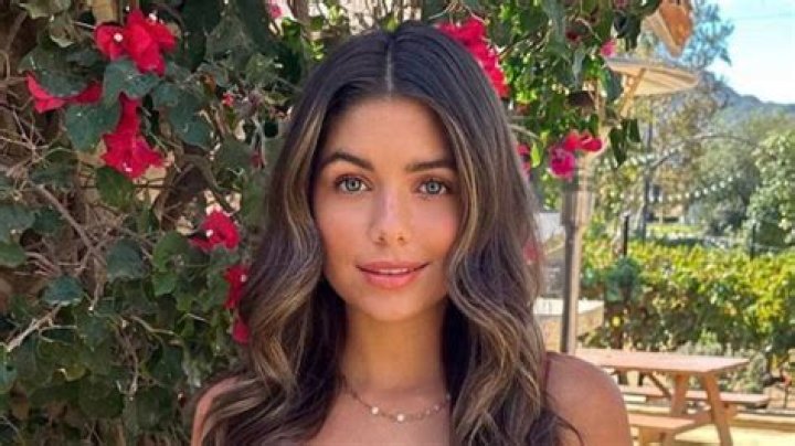 Hannah Ann Sluss in Bathing Suit is in "Vacation State of Mind" — Celebwell