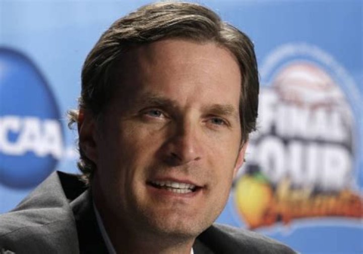 
How Much Money Does Christian Laettner Make? Latest Income Salary
