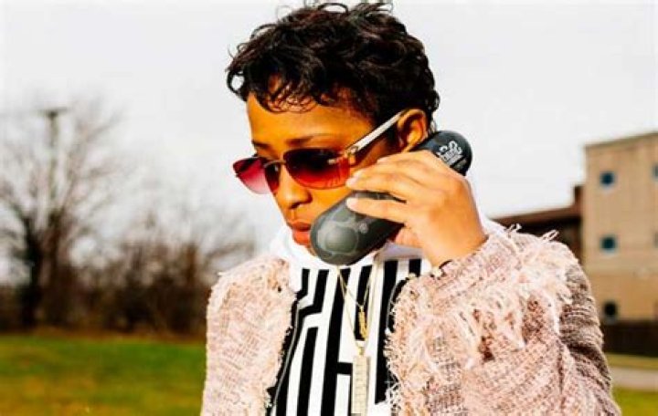 
How Much Money Does Dej Loaf Make? Latest Income Salary
