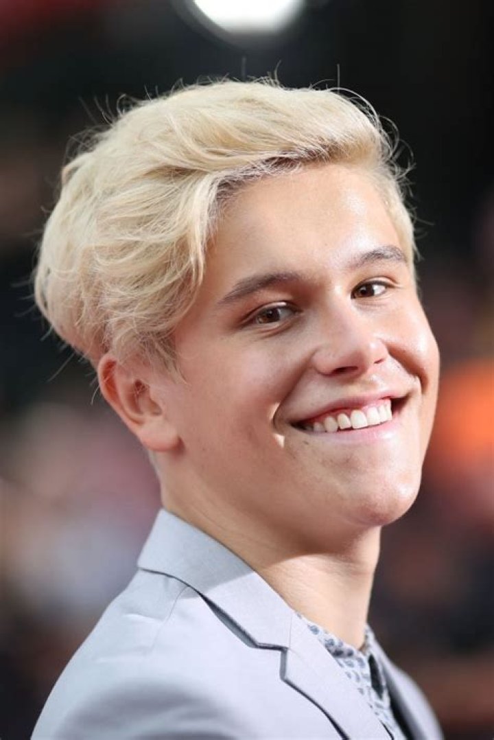 
How Much Money Does Jai Waetford Make? Latest Income Salary
