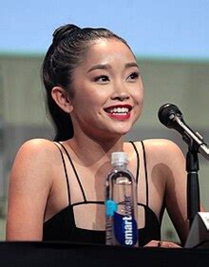 
How Much Money Does Lana Condor Make? Latest Income Salary
