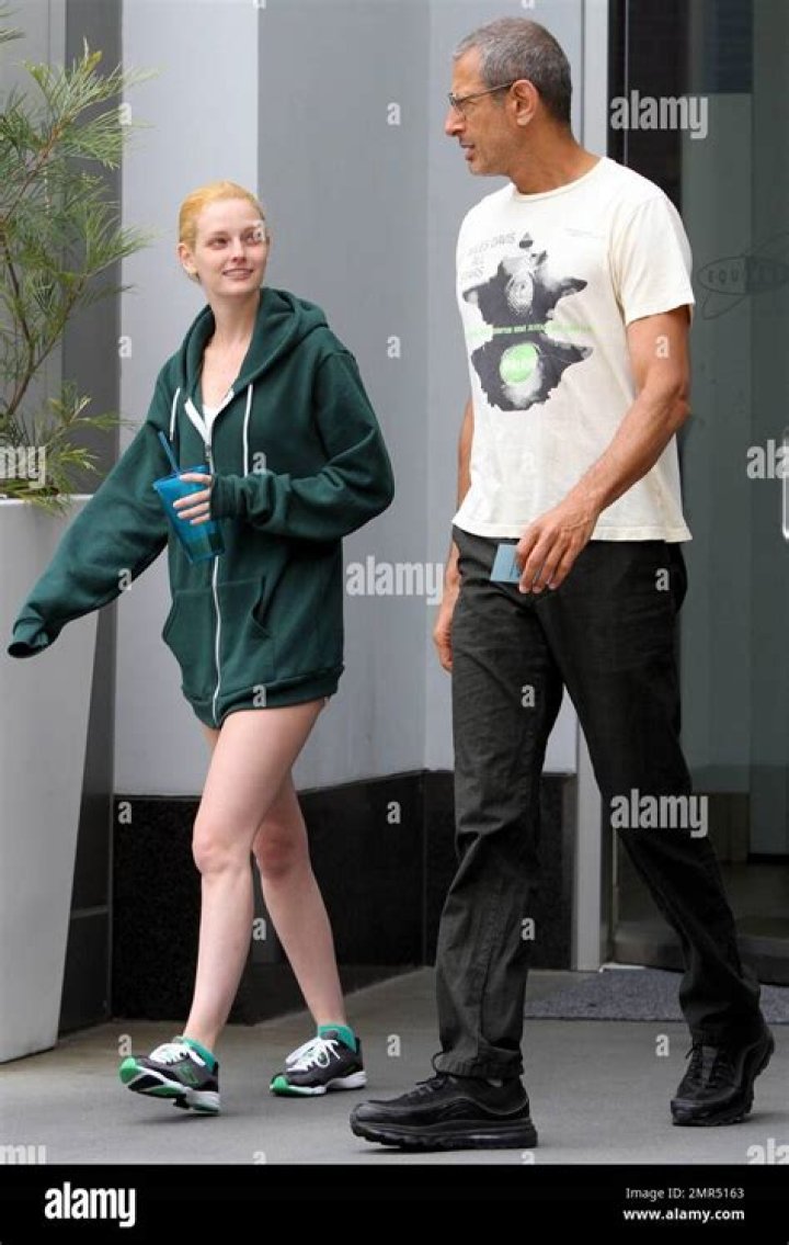 
How Much Money Does Lydia Hearst Make? Latest Income Salary
