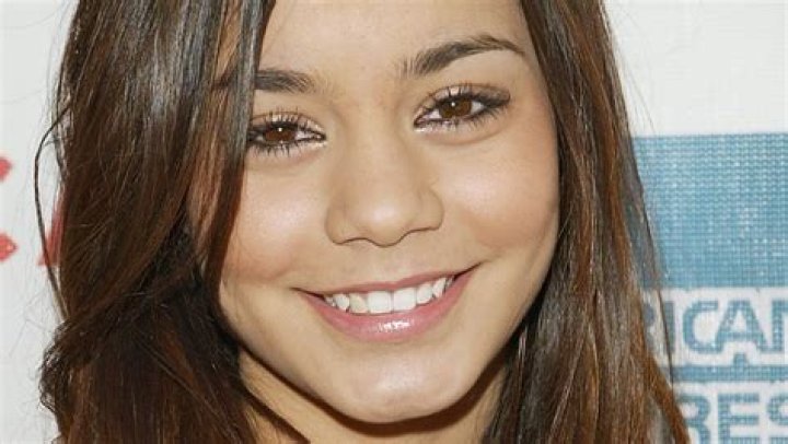 
How Much Money Does Vanessa Hudgens Make? Latest Income Salary
