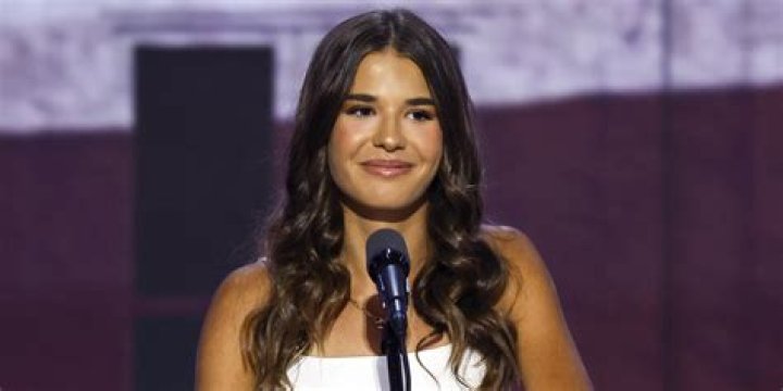 How Tall Is Natalie Mariduena? – Celebrity