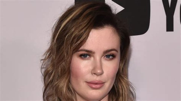 Ireland Baldwin in Bathing Suit Shares "Life Lately" — Celebwell