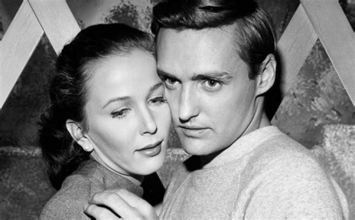 Is Dennis Hopper related to Hedda? – Celebrity