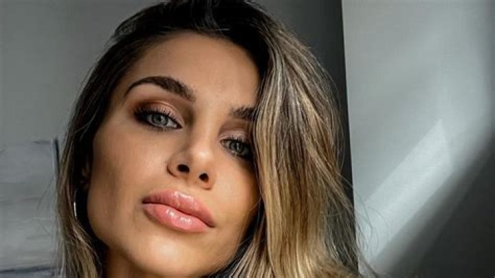 Ivana Icardi in Bathing Suit is a "Lucky Woman in Paradise" — Celebwell