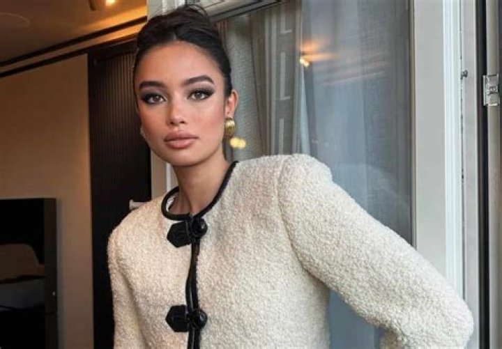 Kelsey Merritt Net Worth & Earnings (2024)