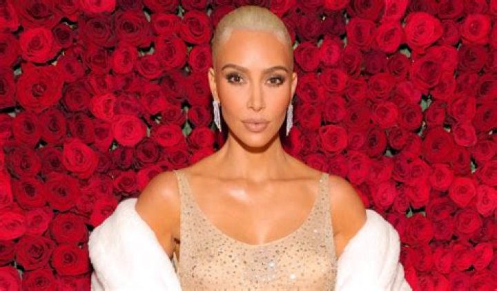 Kim Kardashian in Bathing Suit Enjoys "Khloé’s Bday Trip" — Celebwell