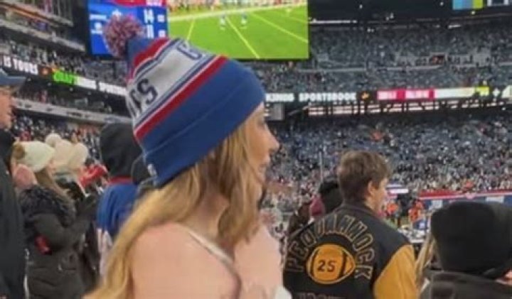 Lauren Summer Onlyfans, Wiki, Age, Bio: She flashed in a baseball match