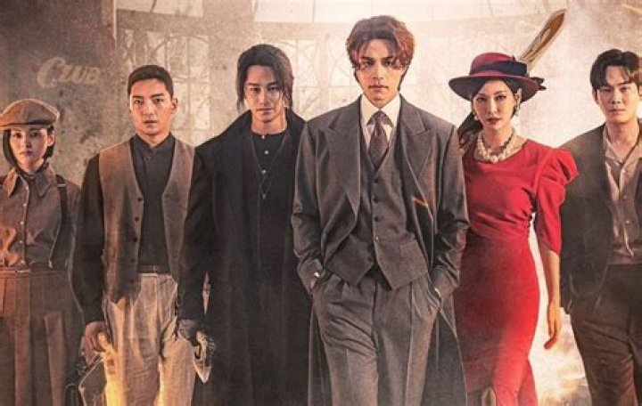 Lee Dong-wook Biography - Facts, Childhood, Family Life & Achievements of South Korean Actor