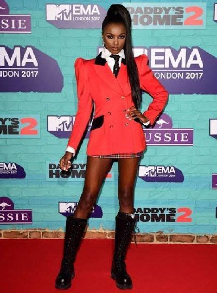 Leomie Anderson Measurements Height Weight Bra Size Facts