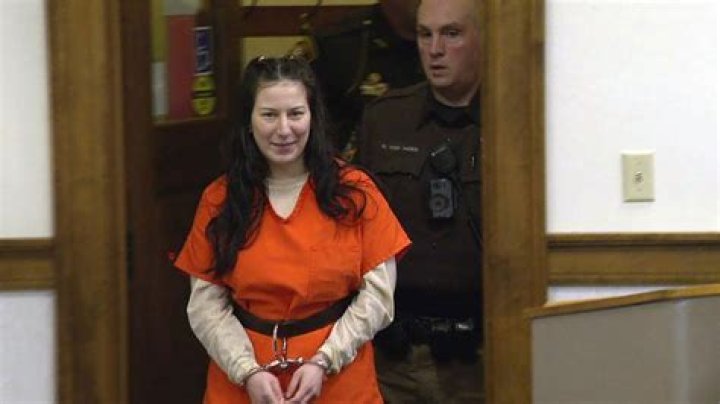 Lisa Hanninen McLean Dies in a murder-suicide in Hardin County