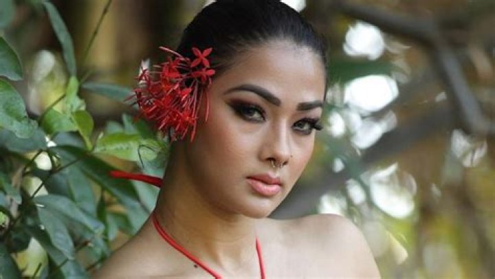Namrata Malla in Bathing Suit is "Sun-Kissed" — Celebwell