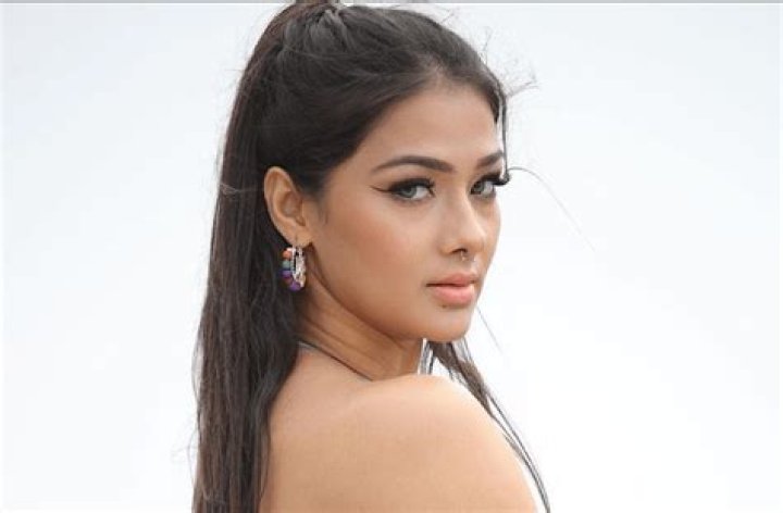 Namrita Malla in Bathing Suit is "Hot" — Celebwell