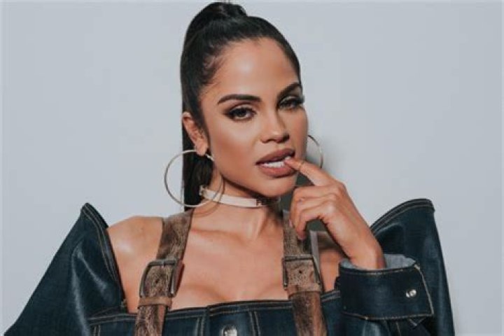 Natti Natasha Biography - Facts, Childhood, Family Life & Achievements